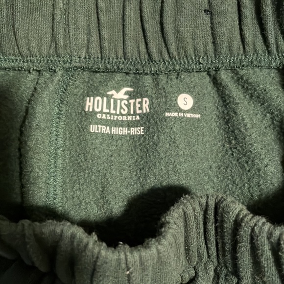 Hollister green sweatpants - Picture 3 of 3